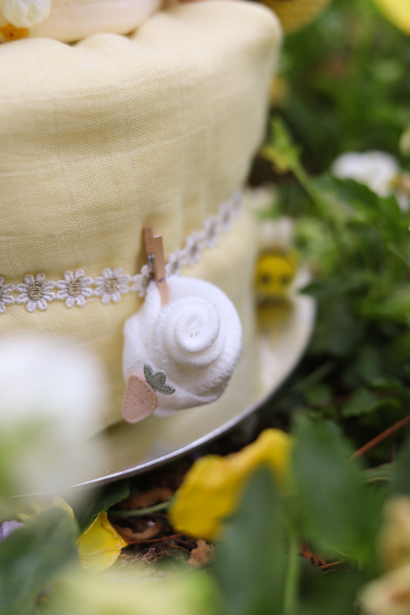 Bees & Daisies 2-Tier Nappy Cake