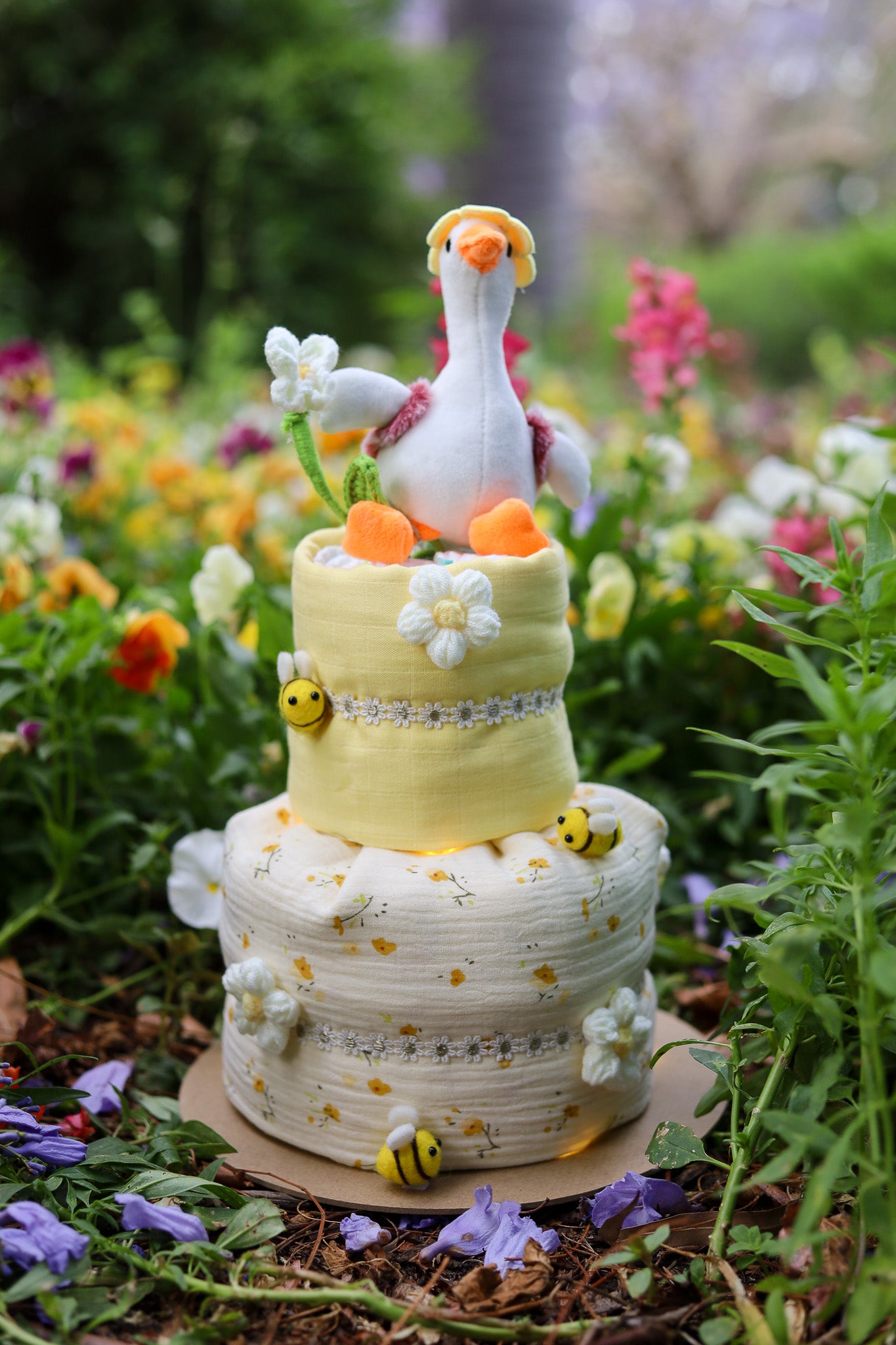 Mini Bees & Daisies Nappy Cake